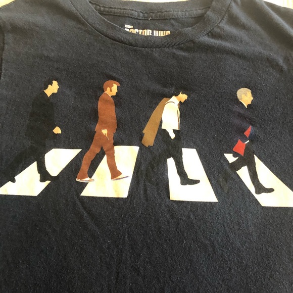 Doctor Who Navy Crosswalk T-shirt - Picture 3 of 6